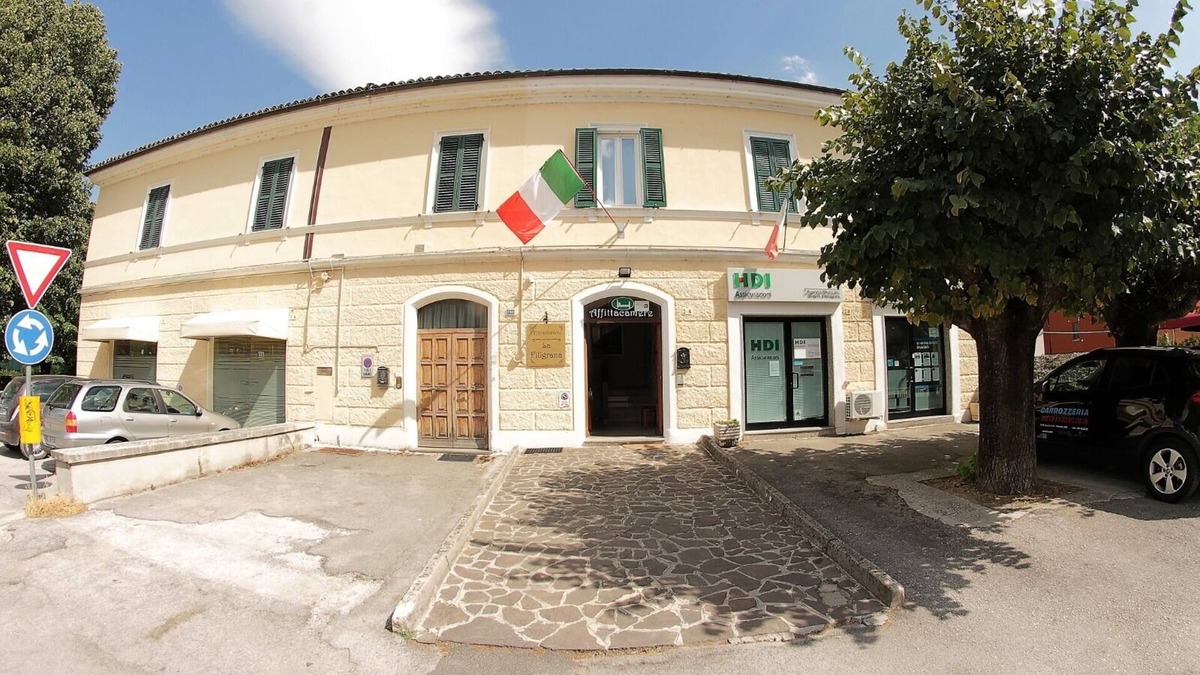 Fabriano House | Town House Suite La Filigrana - Il Piano