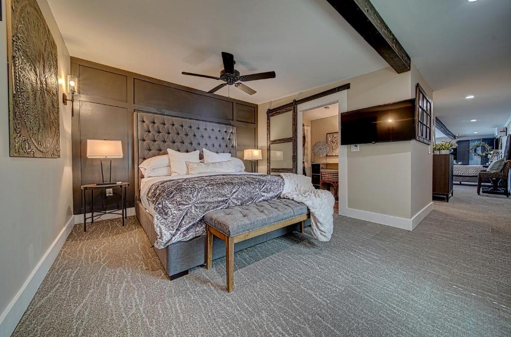 Blairsville Apartment | Town Square Retreat