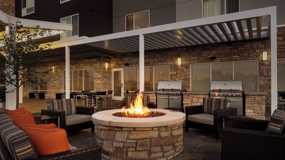 Janesville Hotel | TownePlace Suites by Marriott Janesville