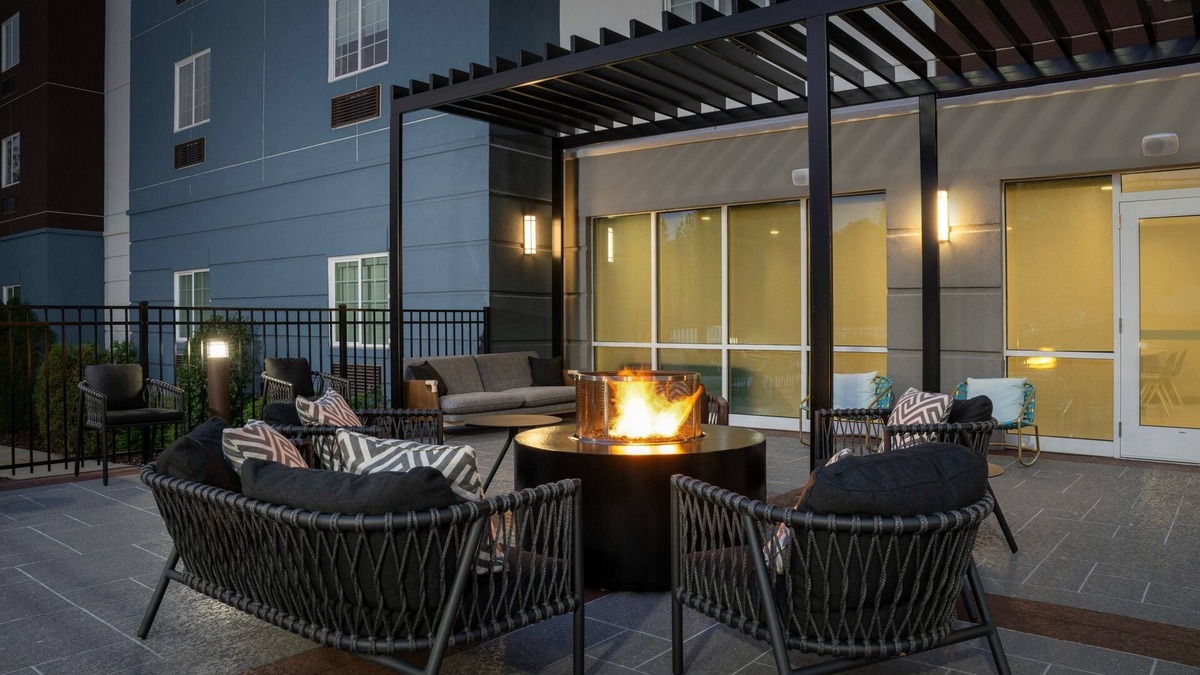Sand Ridge Hotel | TownePlace Suites by Marriott Birmingham South