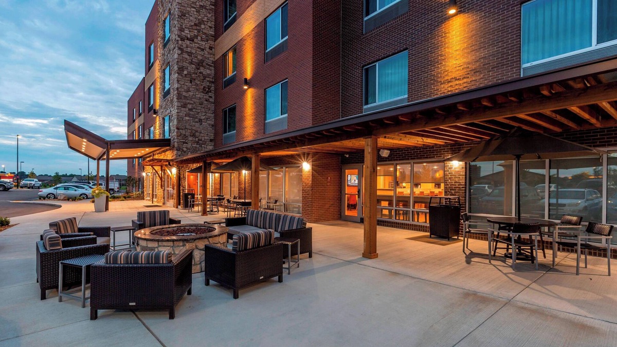 Beaumont Residential Hotel | TownePlace Suites by Marriott Lexington Keeneland/Airport