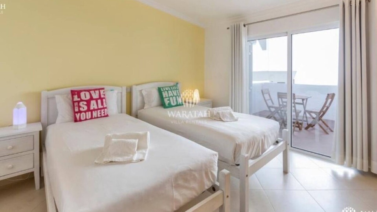 Vale do Garrao Villa | Townhouse Farah