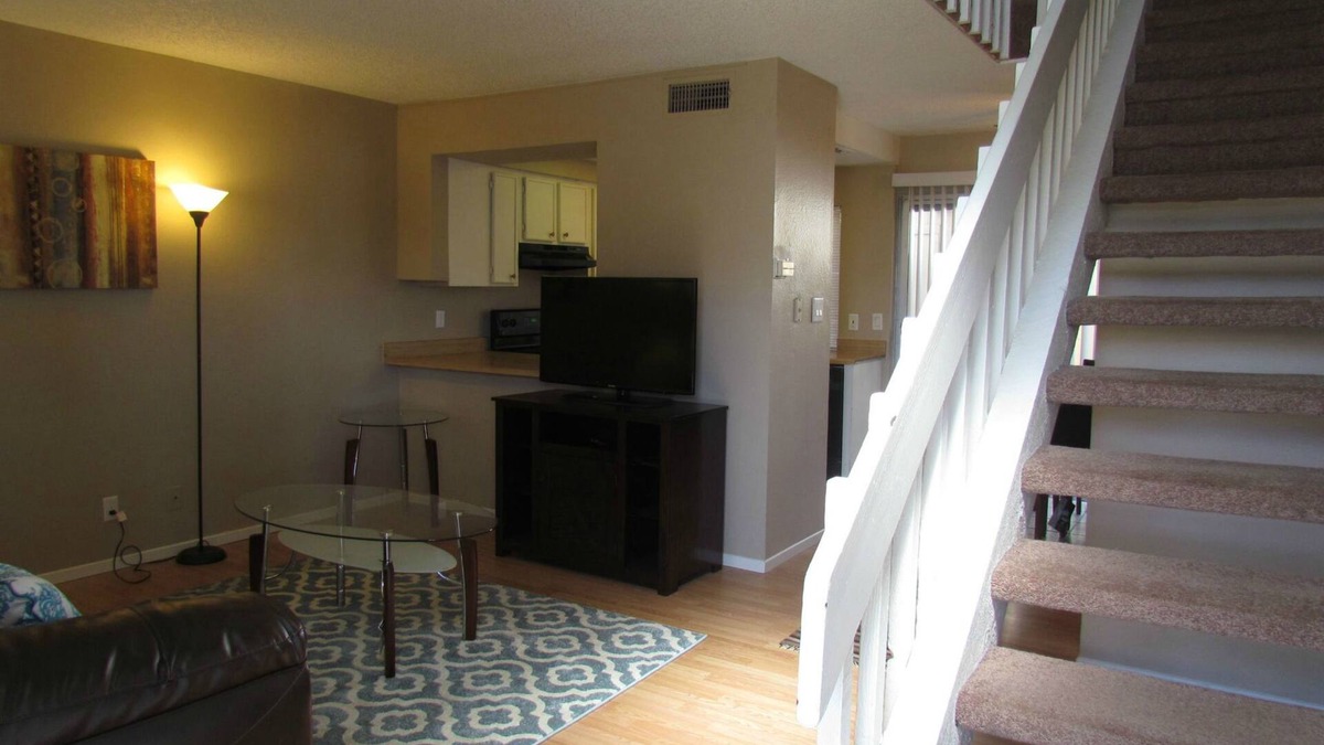 Paradise House | Townhouse in Las Vegas near Strip