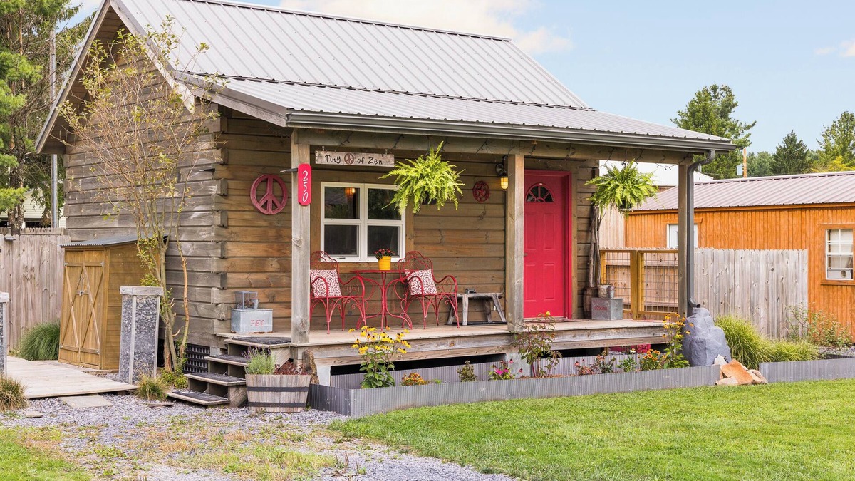 Canaan Valley Apartment | TPZ- Adorable Tiny Home! Pet ok! walk to brewery! A/C