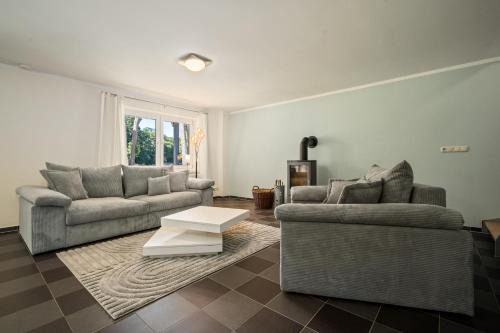 Muritz House | Träumerei mit Kamin und großzügigem Garten