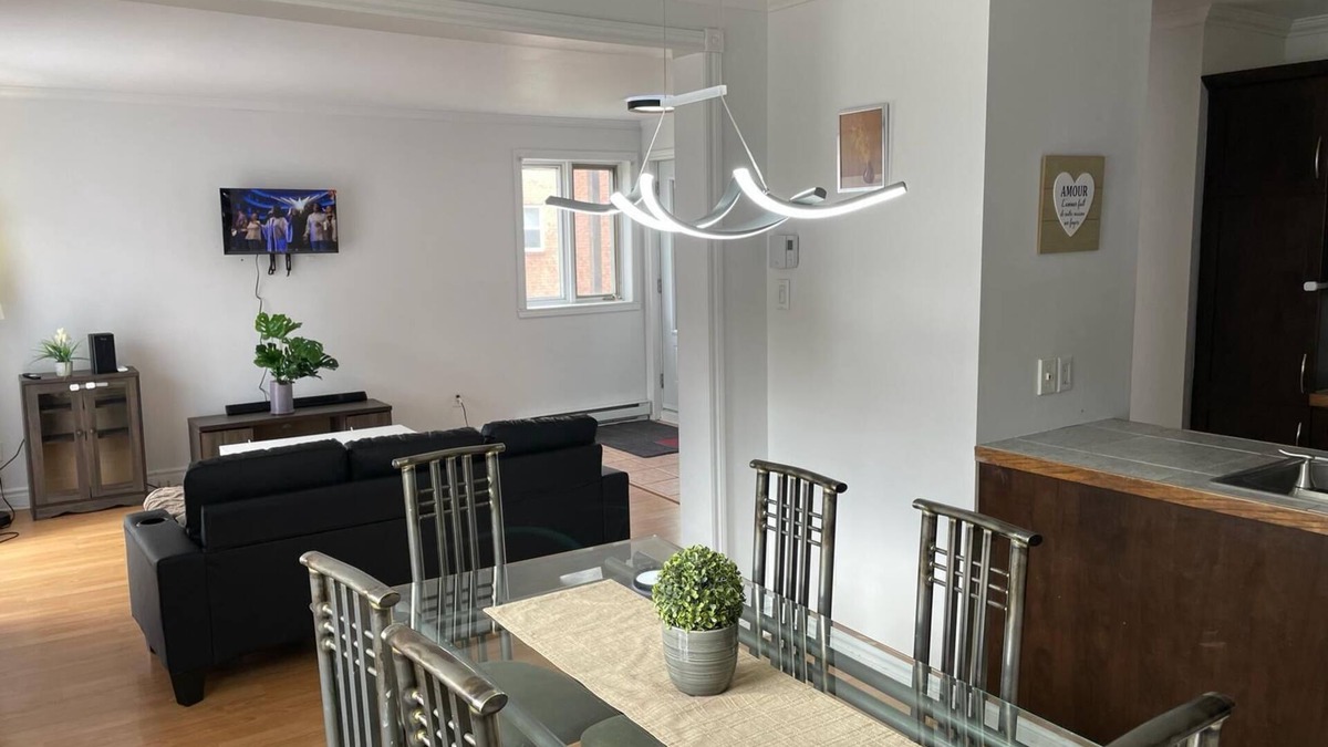 Lachenaie Apartment | Très Beau Appartement Paisible et Agréable Dans le Vieux Terrebonne