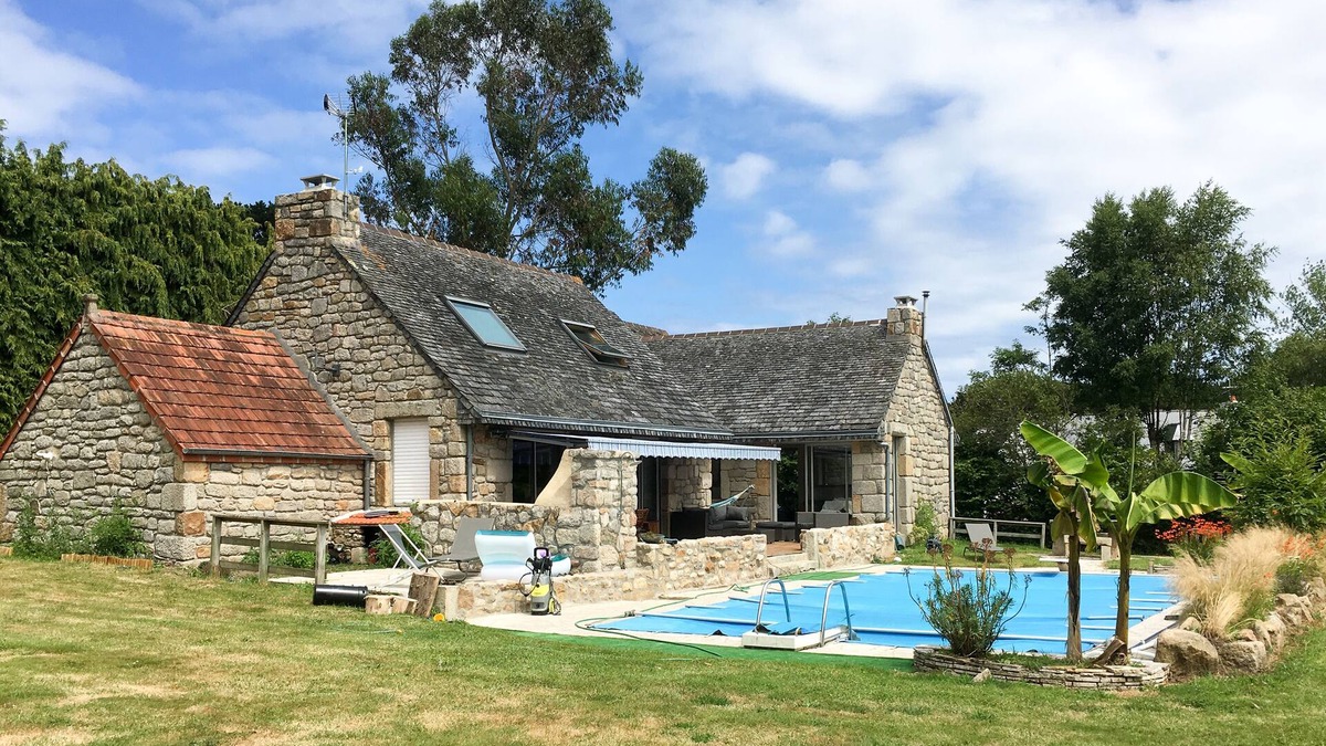 Tregastel House | Très Belle Propriété Avec Piscine et Jacuzzi à 200m de la mer