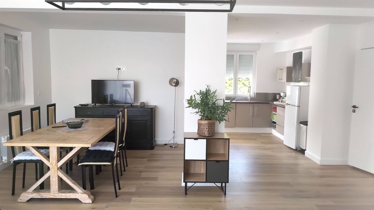 Bretteville-sur-Odon Apartment | Très Spacieux F3 Avec Terrasse et Jardin