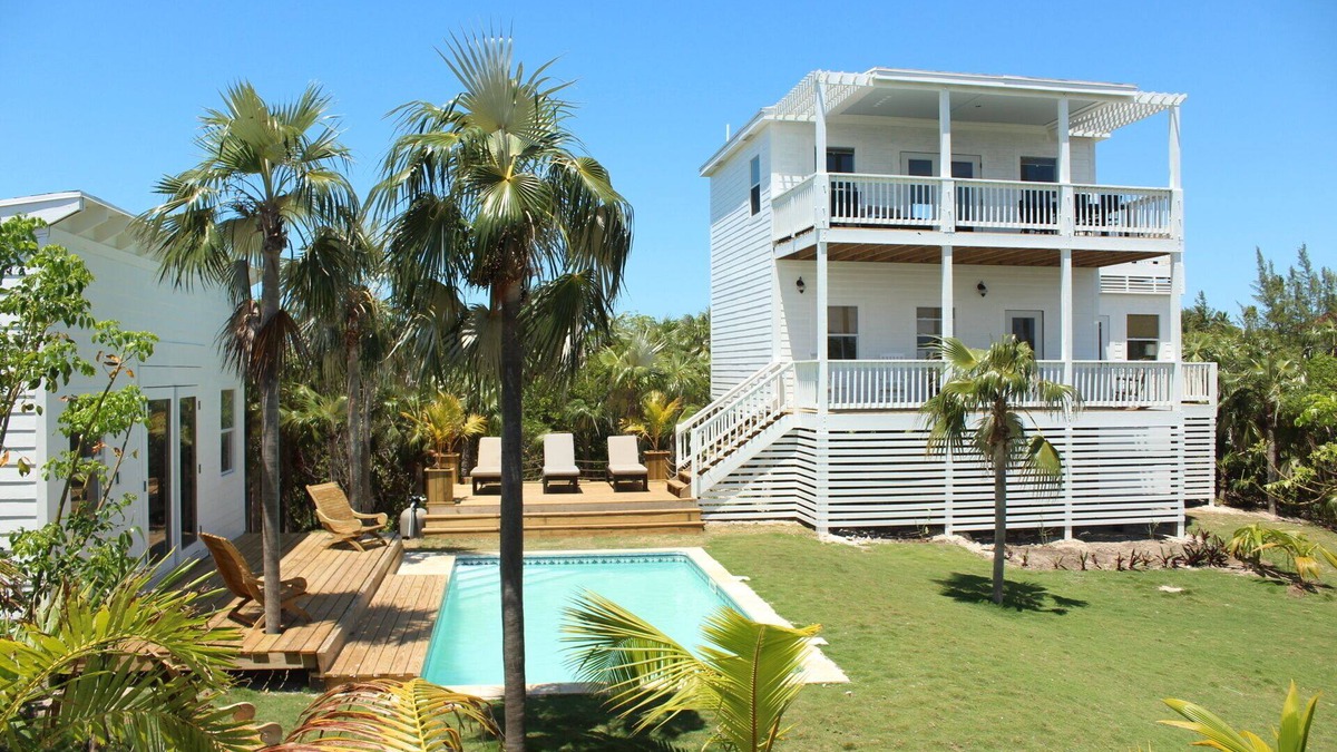 Governor's Harbour House | Trade Winds - Oceanview, Private Pool, Short Walk To Pink Sand Beach, Central.