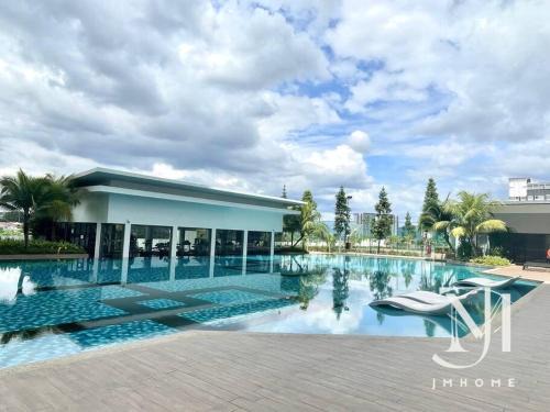 Kampung Bukit Dukong Apartment | Trader Garden Couple Suite High Floor #31