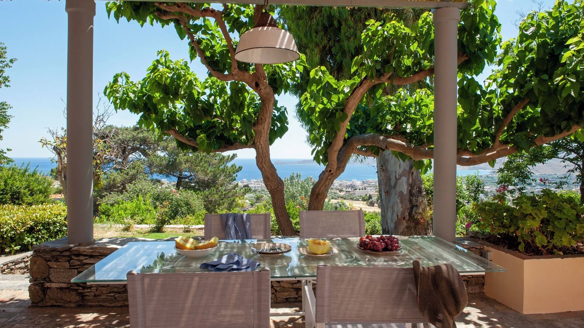Grambia Villa | Traditional 2 Bedroom Villa with garden & Sea View