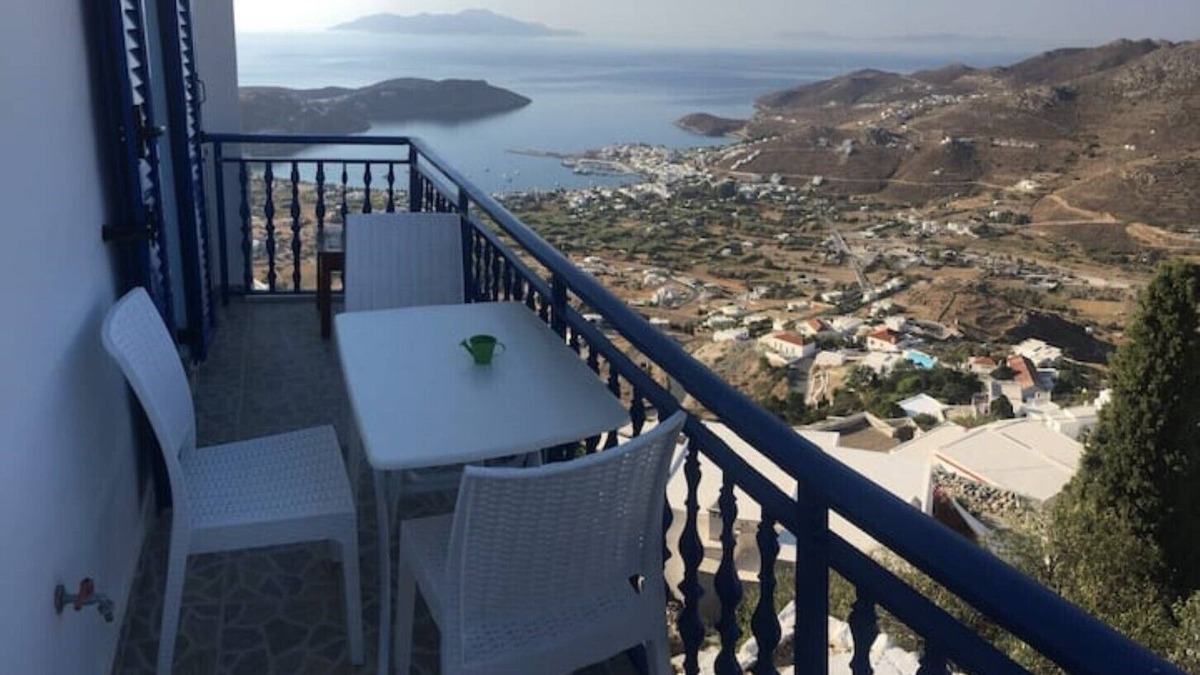 Serifos House | Traditional House in Serifos with Seaview