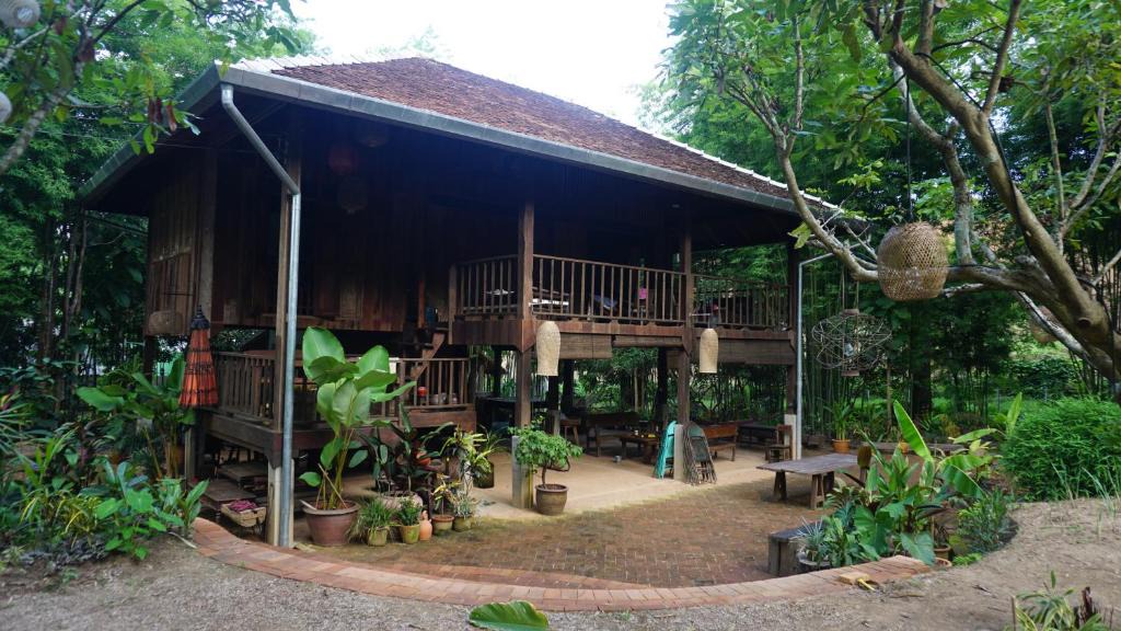Chiang Dao House | Traditional Lanna house near hot spring