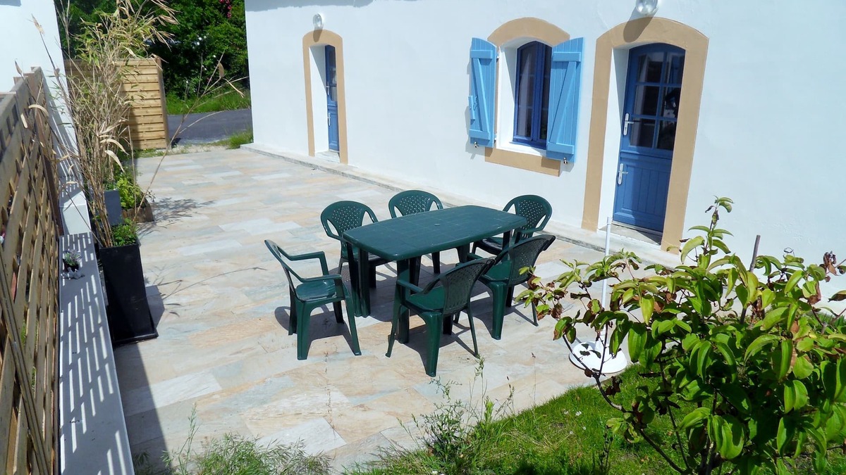 Bangor House | Traditional longère for 5 people