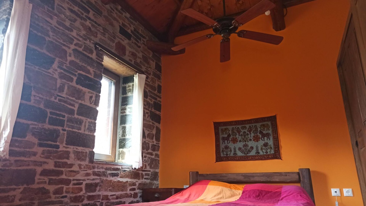 Kymi-Aliveri House | Traditional Stone House-Ten Minutes from the Beach