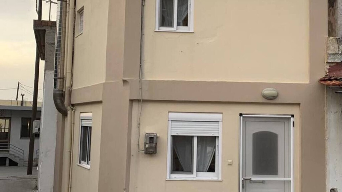 Embonas Apartment | Traditional Storey Flat