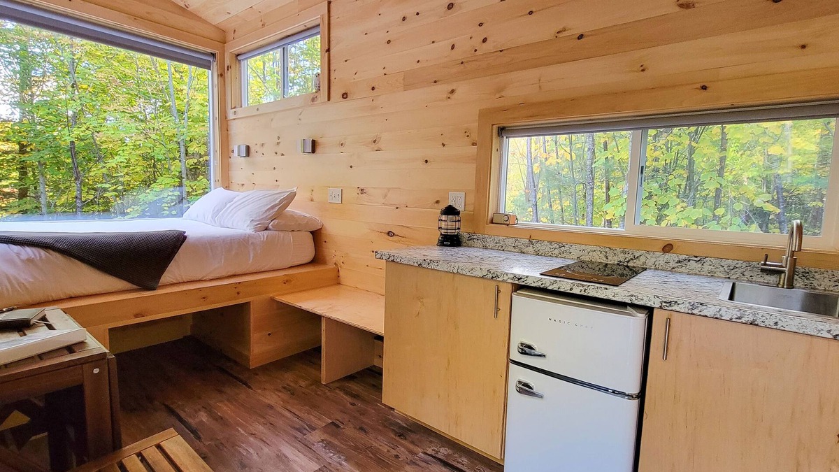 Dorchester Apartment | Trailside Stays - Tiny House in the Woods-Escape to Nature. Snow Owl
