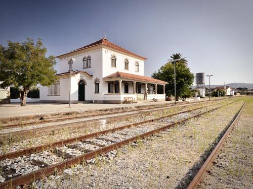Beira House | Train Spot Guesthouse