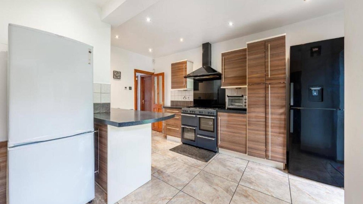 High Barnet House | Tranquil and Lovely 5 bed House in Barnet