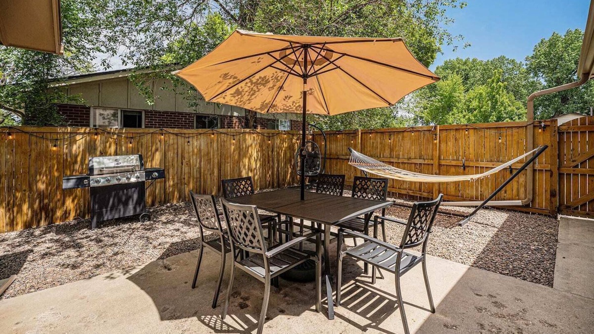 Wheat Ridge Apartment | Tranquil Chic Retreat | Near Mtns/Red Rocks | Wifi