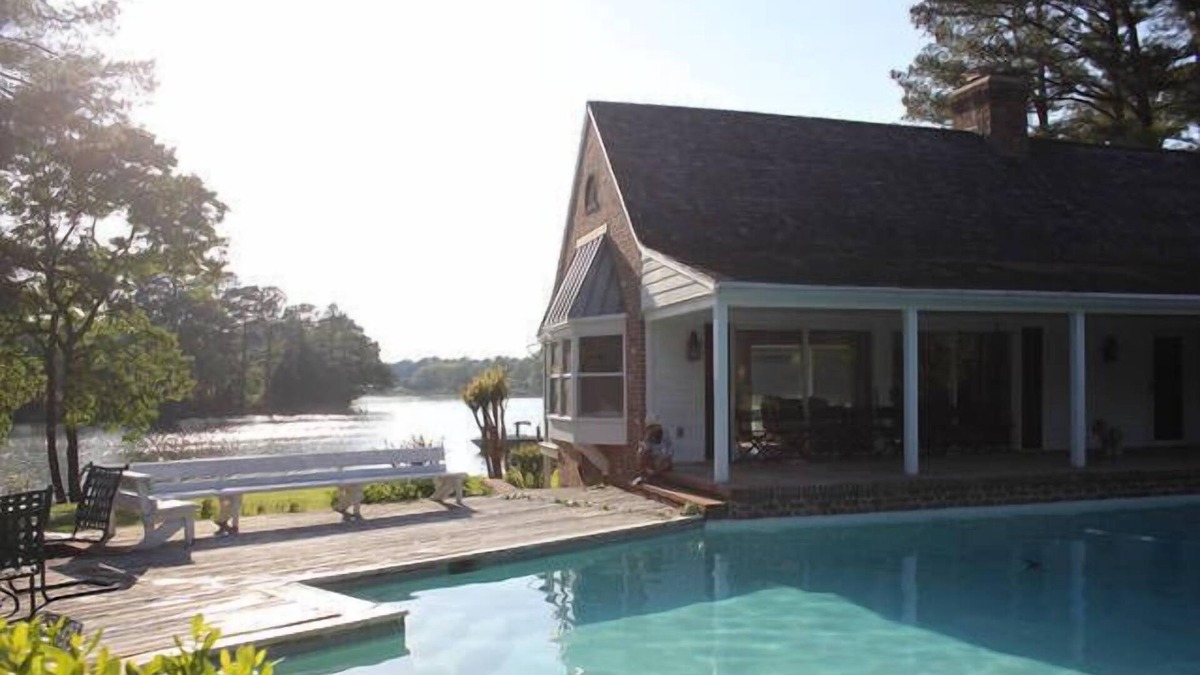 Easton House | Tranquil Easton Waterfront Property (Pool, Tennis court, Hot Tub, Fireplace)