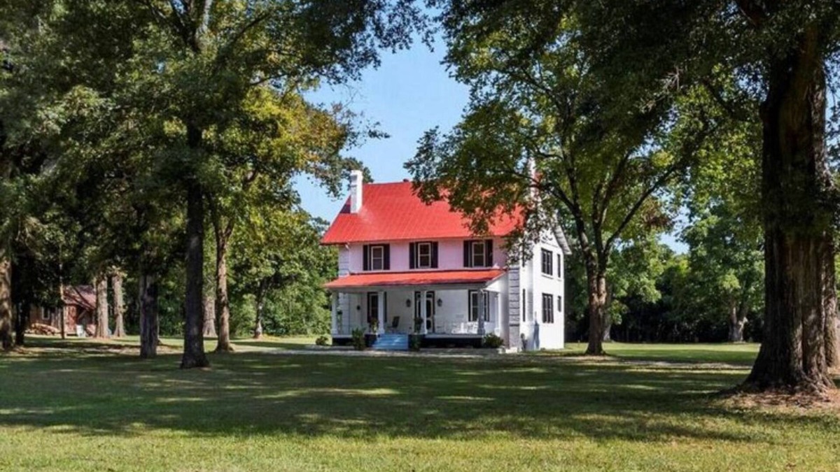 Beech Island Other | Tranquil Farmhouse Escape: Your 10-Acre Getaway Awaits! 4 Bedrooms