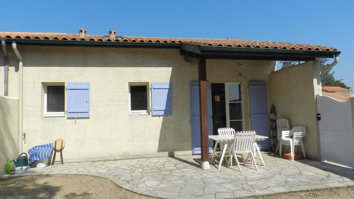 Saint-Trojan-les-Bains House | Tranquil Escape: House with Private Garden, 150m from the Forest and 20min to the Beach