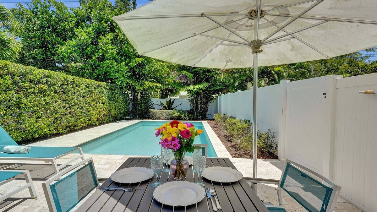 Lake Ridge House | Tranquil Getaway w/Private Heated Pool