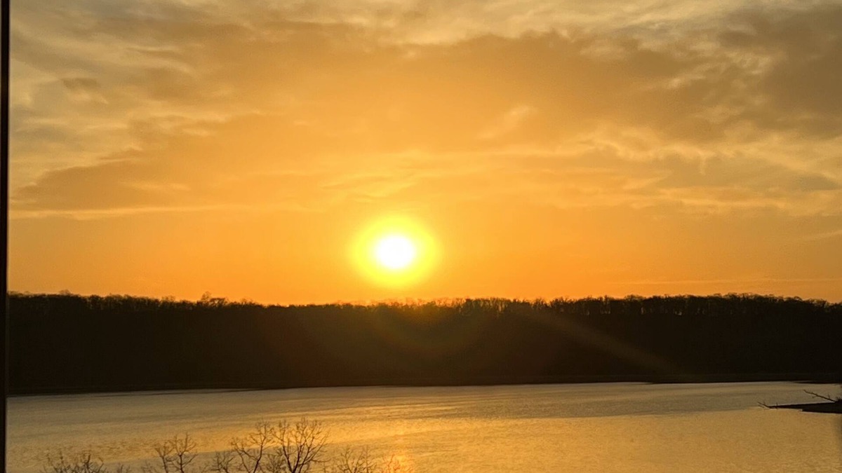 Kaiser Condo | Tranquil Lakefront 3 bedroom 5 bed 3 bath condo in Lake of the Ozarks State Park