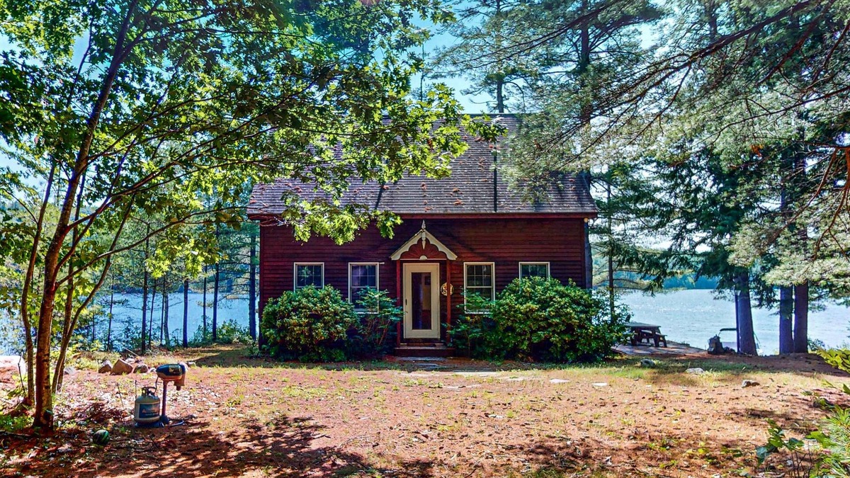 South Casco House | Tranquil Lakefront Retreat with large outdoor patio, beach and Stunning Views