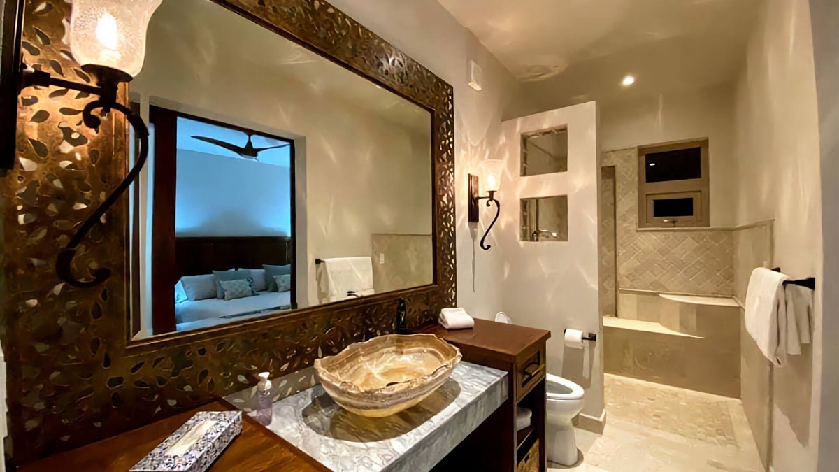 Nopolo House | Tranquil Luxury Villa located on the beach.