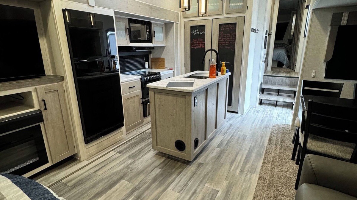 Rock Springs House | Tranquil mobile home with AC in Rock Springs
