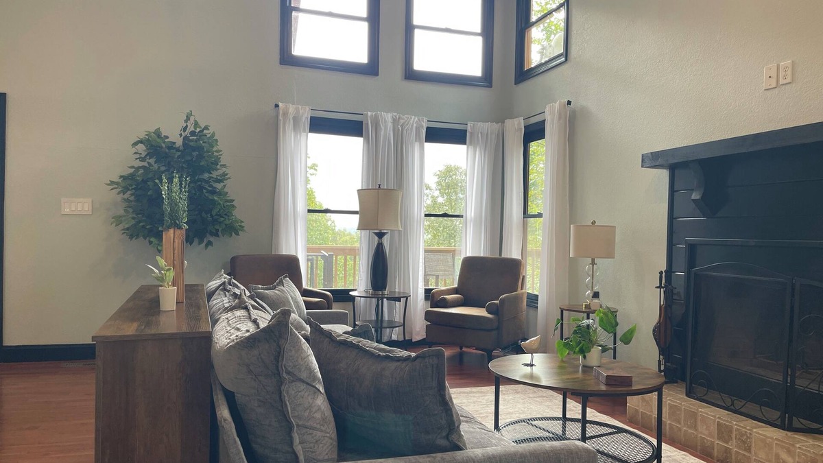 Ranger House | Tranquil Mountain Lodge Escape Near Carters Lake