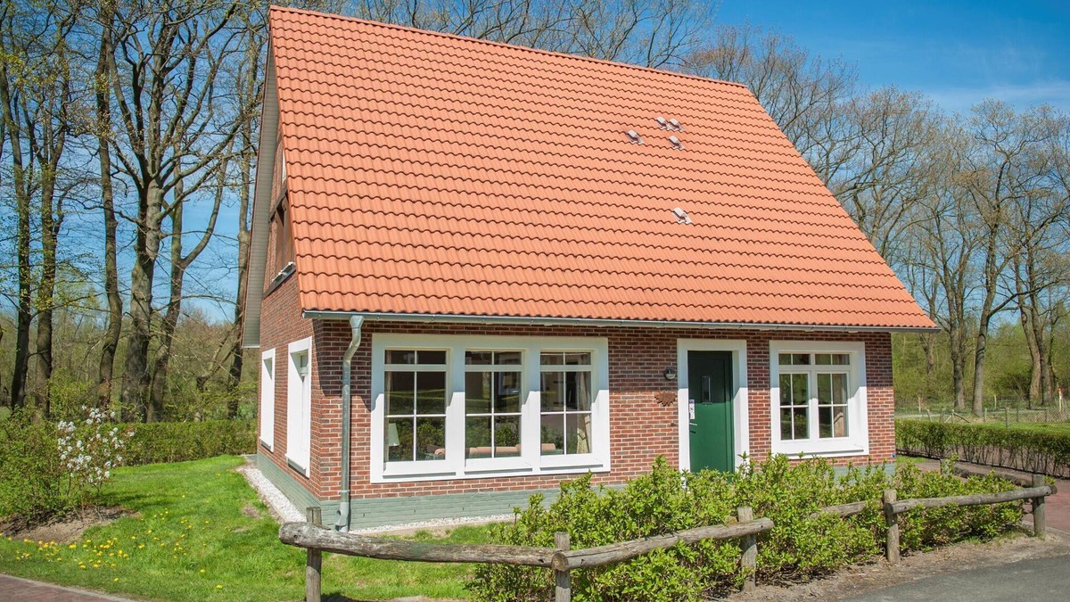 Ferienpark Gut Langen House | Tranquil Resort Stay w/Sauna