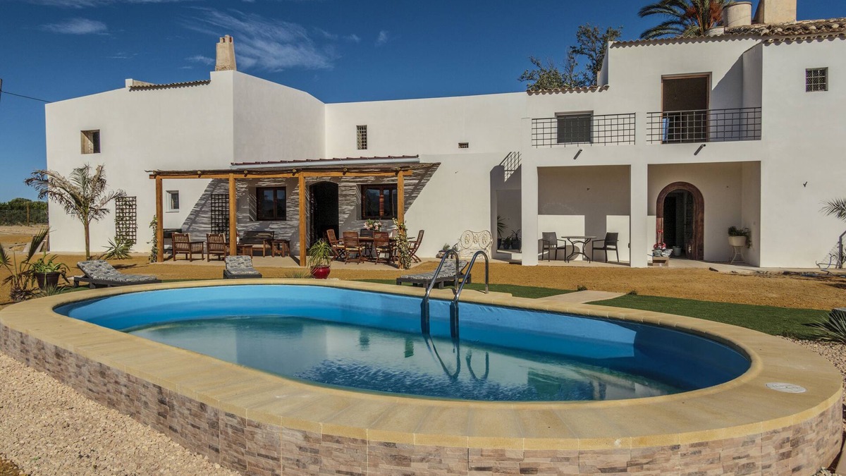 Vera Villa | Tranquil Rural Villa 3 beds 2 baths Private Pool, great views, close to the sea