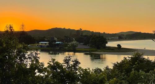 Cable Bay House | Tranquil Taipa