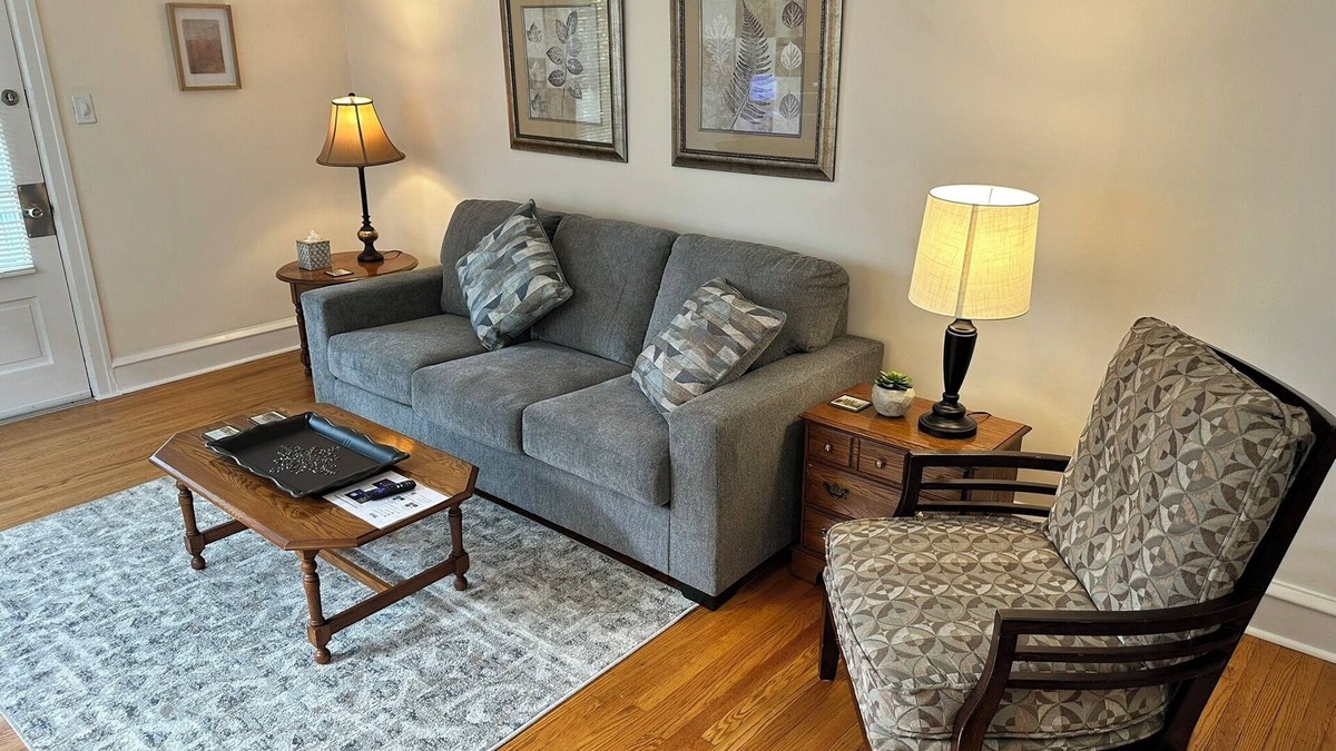 Bryn Mawr Apartment | Tranquil Two near Bryn Mawr College