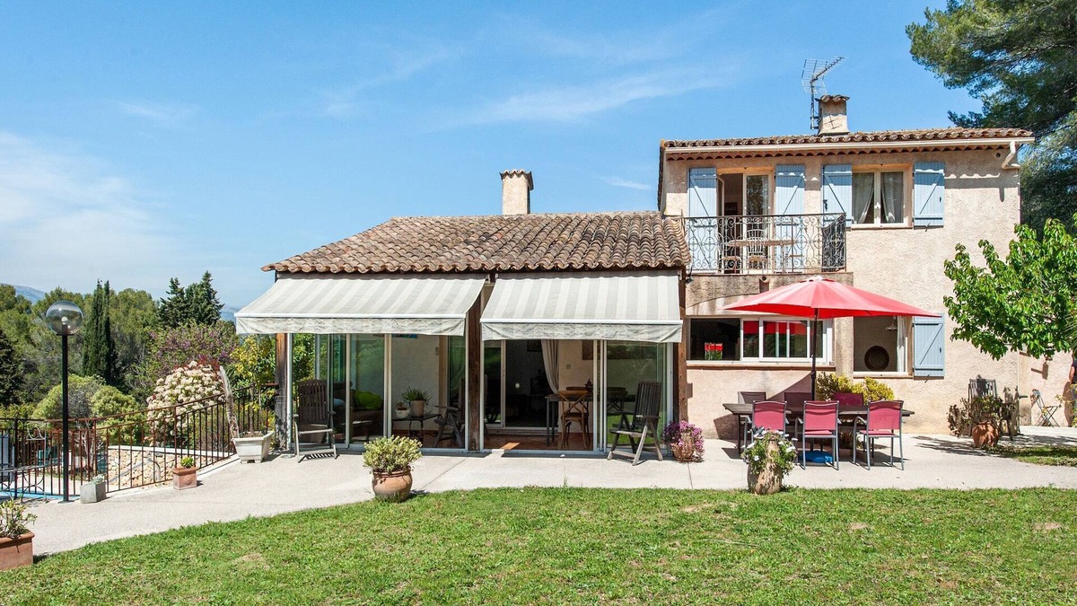Les Baraques Villa | Tranquil Villa Escape in Mougins