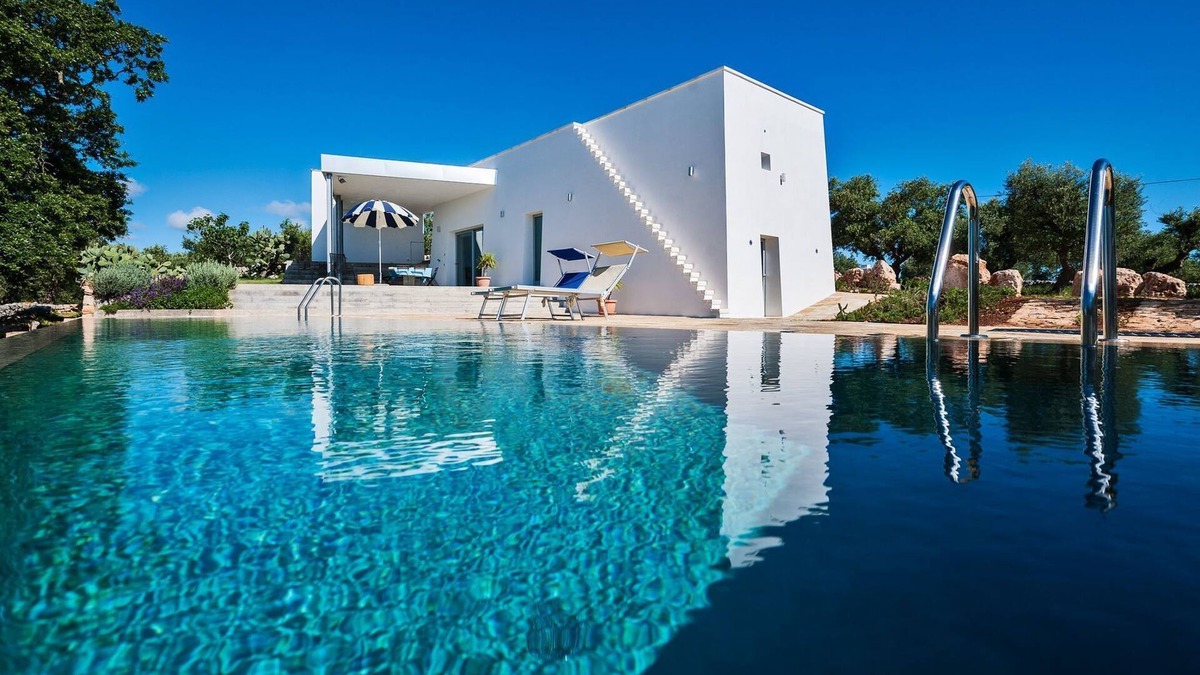 Cisternino Villa | Tranquil Villa in Apulia