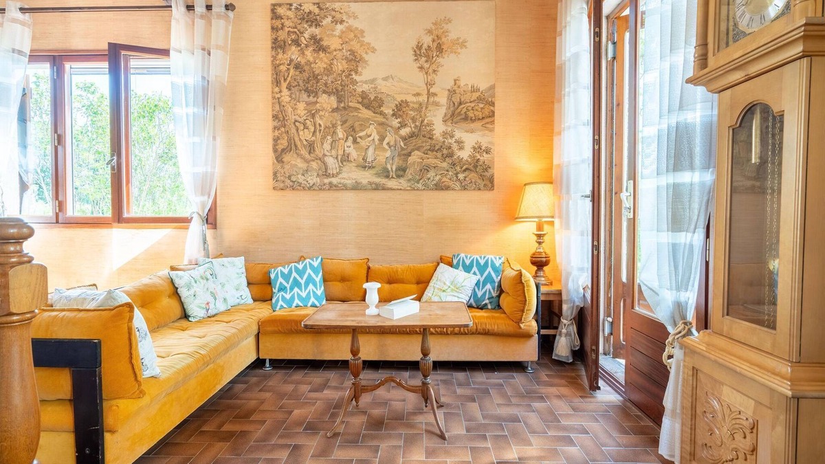 Puisserguier House | Tranquil Villa, Nature’s Embrace