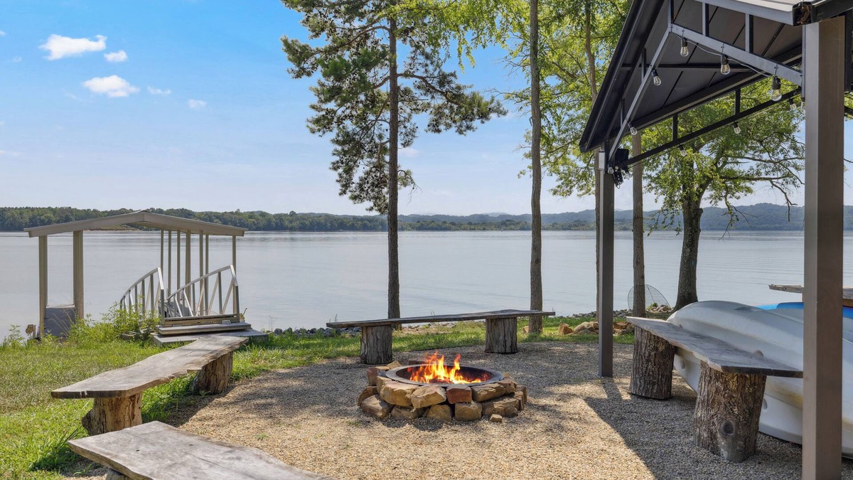 Dandridge House | Tranquil Waterfront-Private Dock, Sauna, Swim Spa