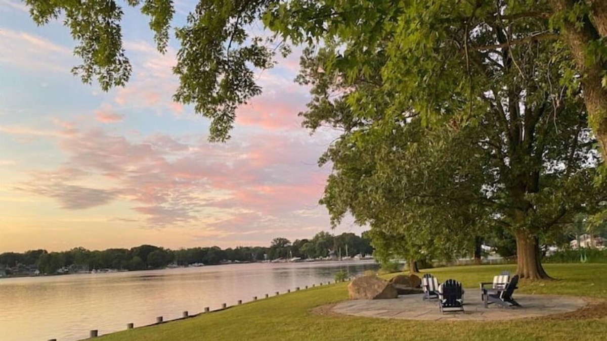 Shady Side Cottage | Tranquil Waterfront Cottage in Shady Side - 50 minutes to DC