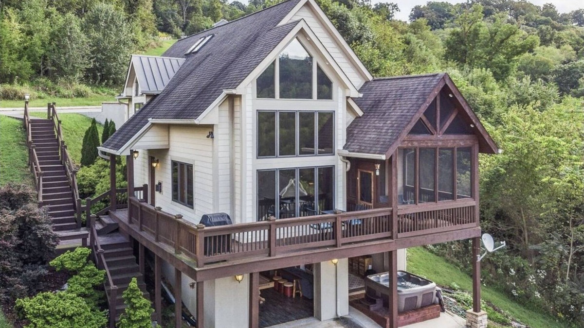 Smithville Cabin | Tranquil Waters Retreat: Hot Tub, Pool & Lake Views
