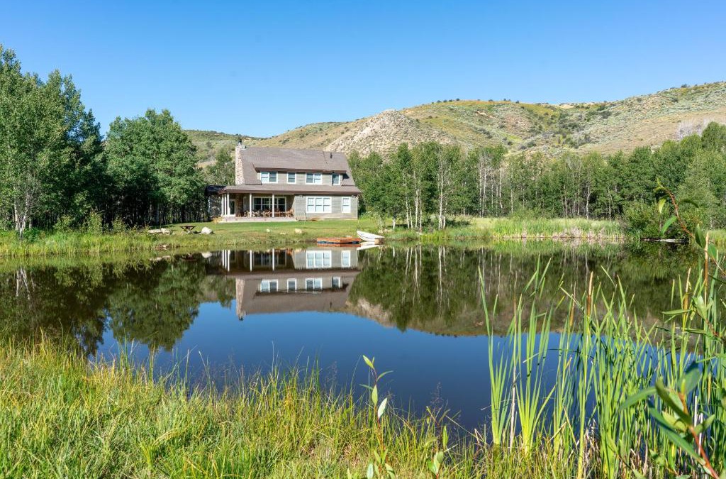 Uinta County House | Tranquil Wyoming Cabin Near Uintas - 105 Acres!