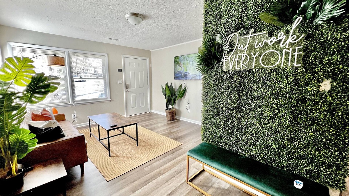 Pine Forest House | Tranquility 3 bedroom Stay