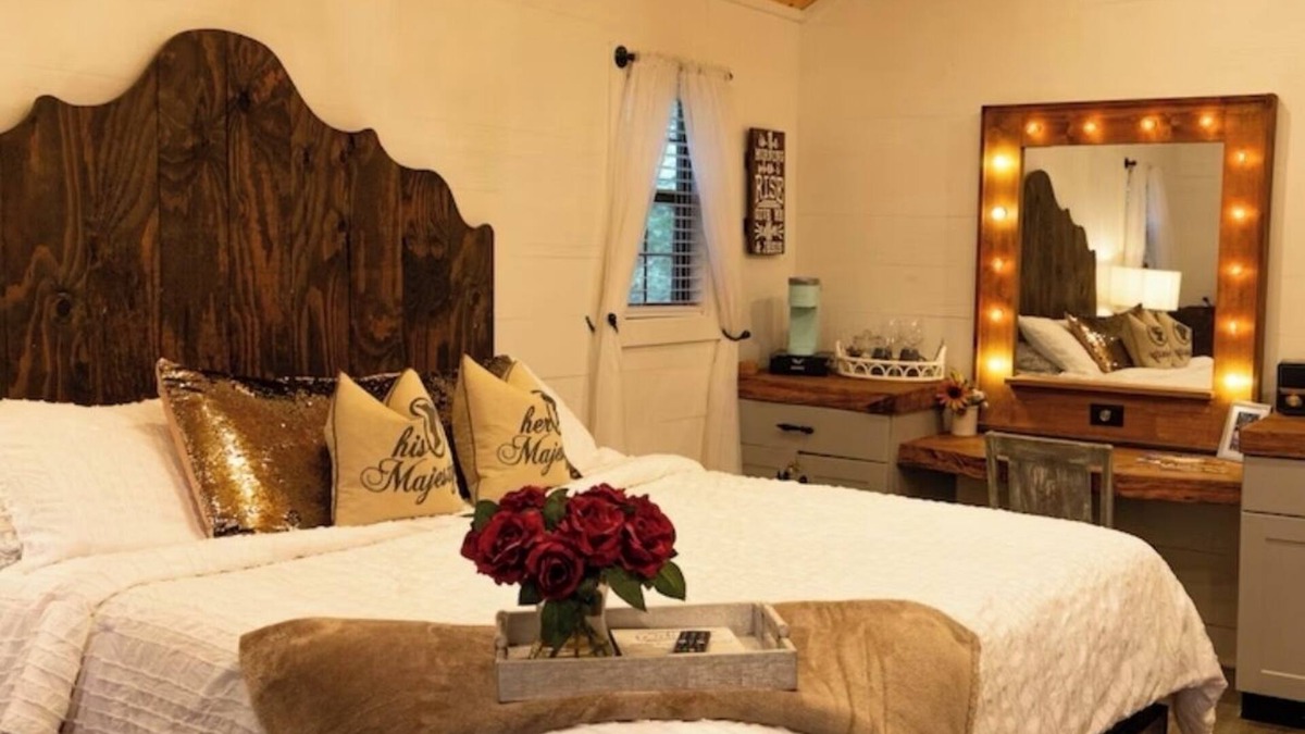 Valley View House | Tranquility Cabin - experience the wild wonders of Oak Meadow Ranch