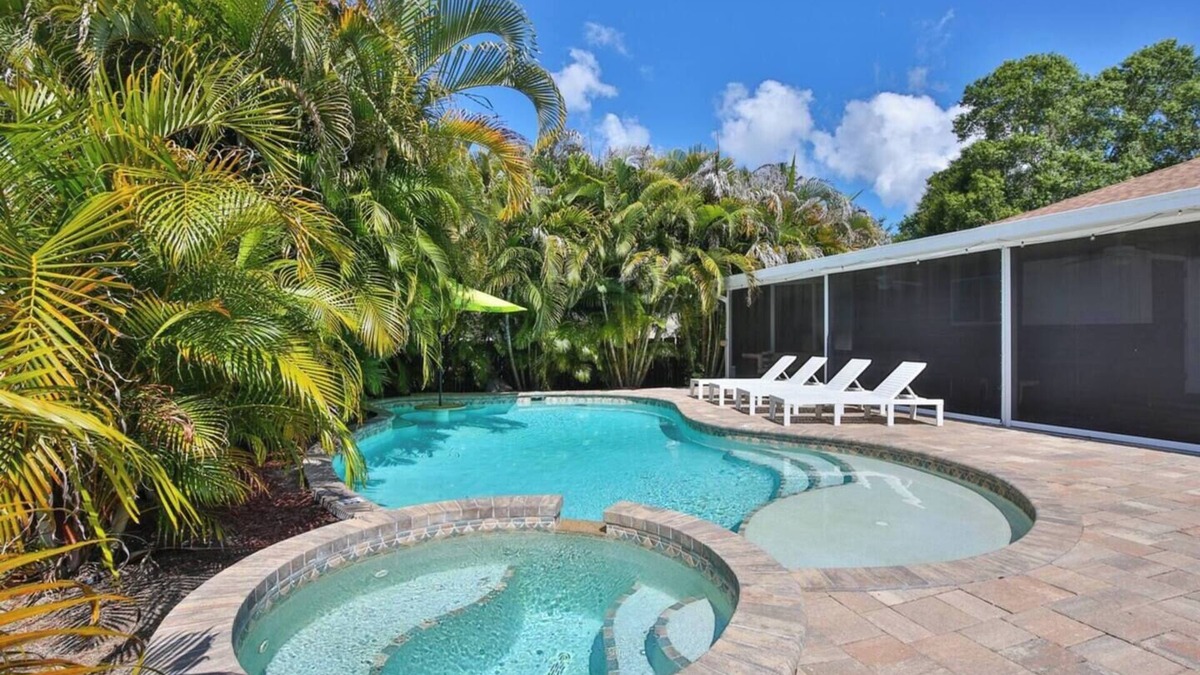 Palmetto House | Tranquility Found Heated Saltwater Pool + Spa