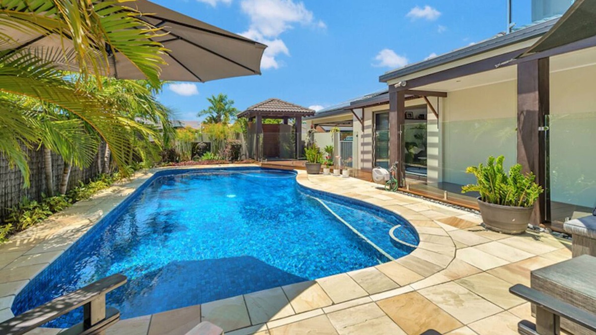 Paradise Point Apartment | Tranquility in Paradise, private suite overlooking sparkling swimming pool