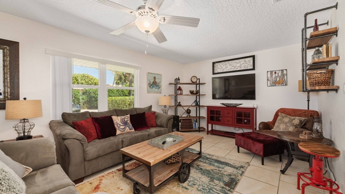 Melbourne Beach Apartment | Tranquility Octopus Suite - Oceanfront Paradise!
