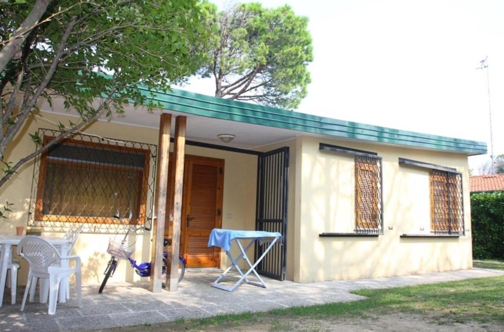 Bibione Pineda Apartment | Tranquility retreat - Villa with a lovely garden